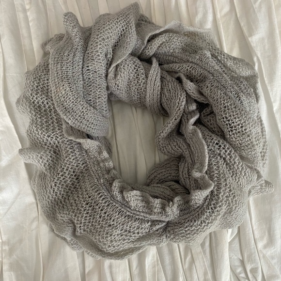 Light Gray Infinity Scarf - Picture 5 of 5